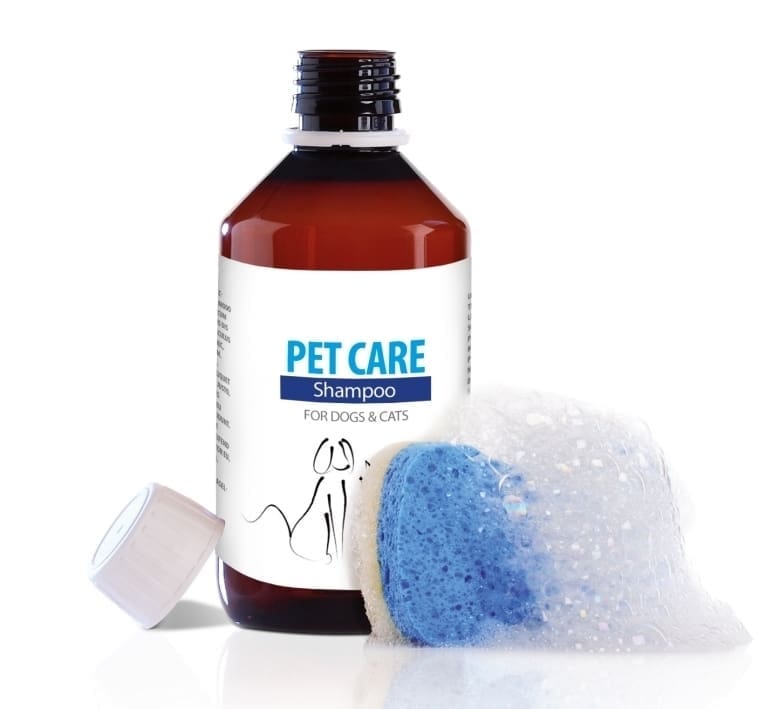 Pont Packaging, new bottles and labelling designs for Pet care sector