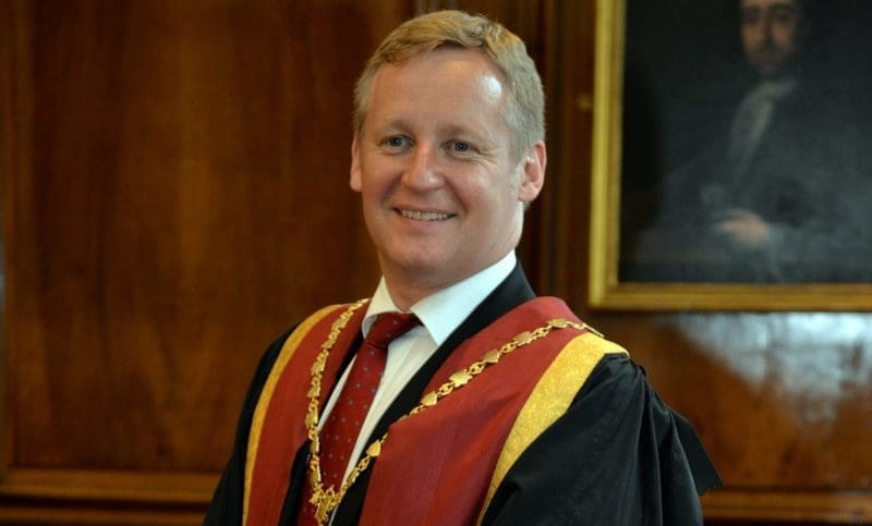 Former RCVS president honoured with CBE