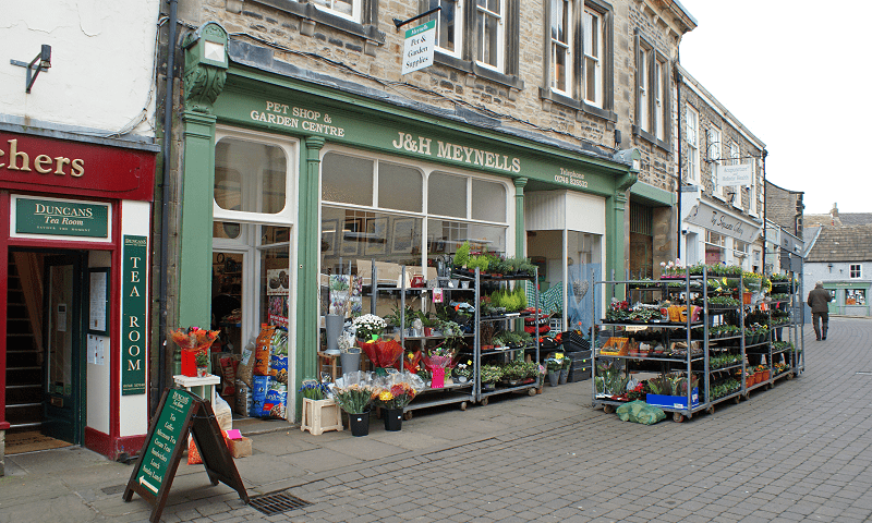 Richmond pet shop donates plants to NHS workers amid pandemic