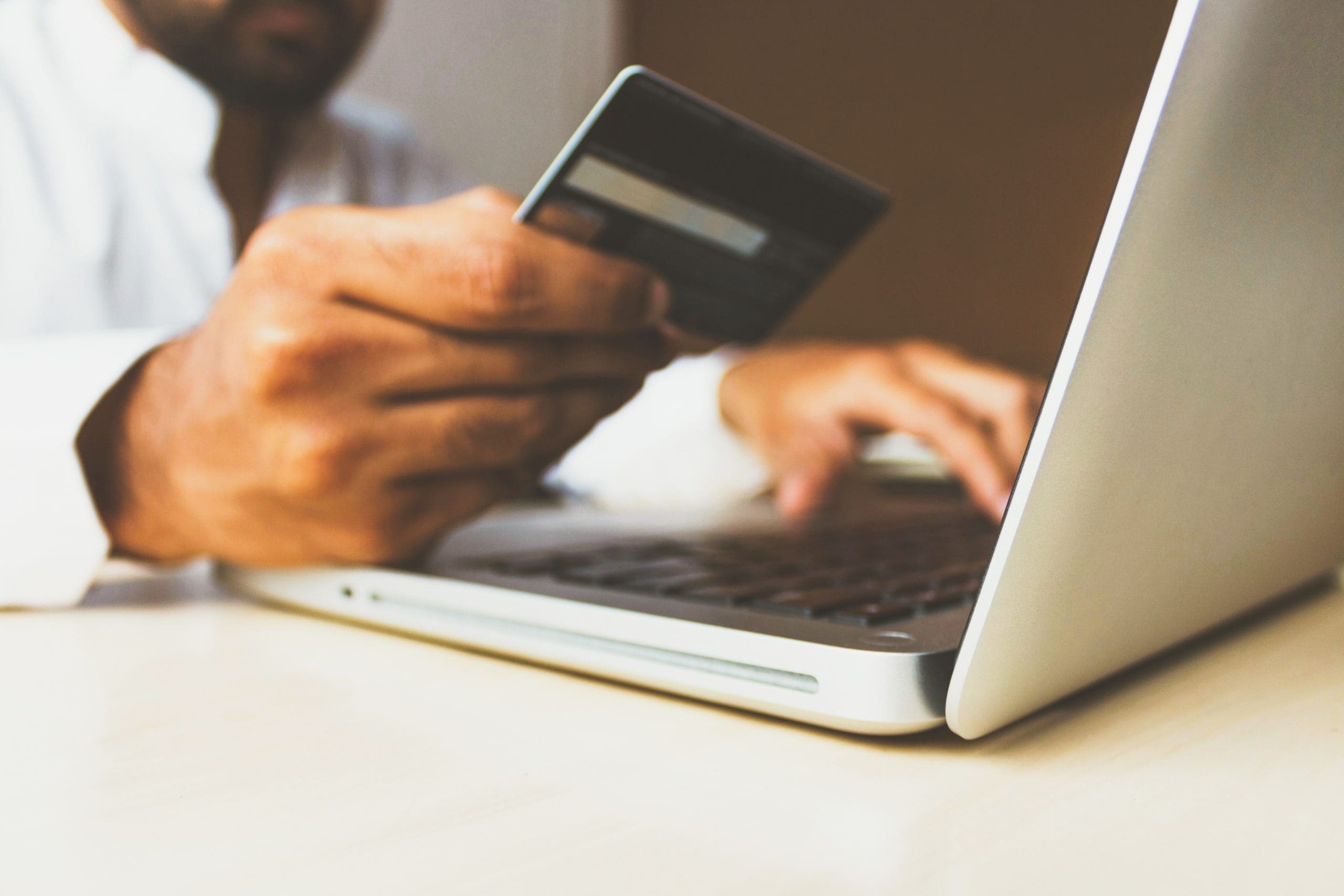 Online sales witness 10% decline in July
