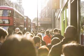 UK retail sales rise for fourth consecutive month