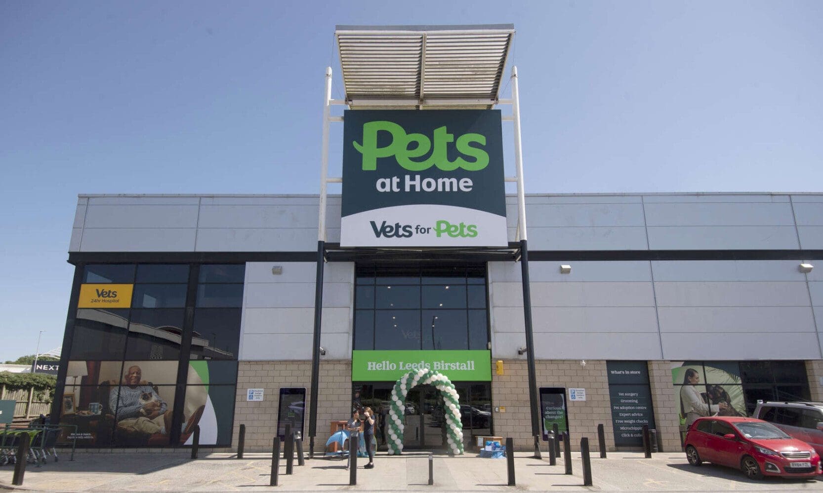 Pets at Home launches new grooming and veterinary brand identity