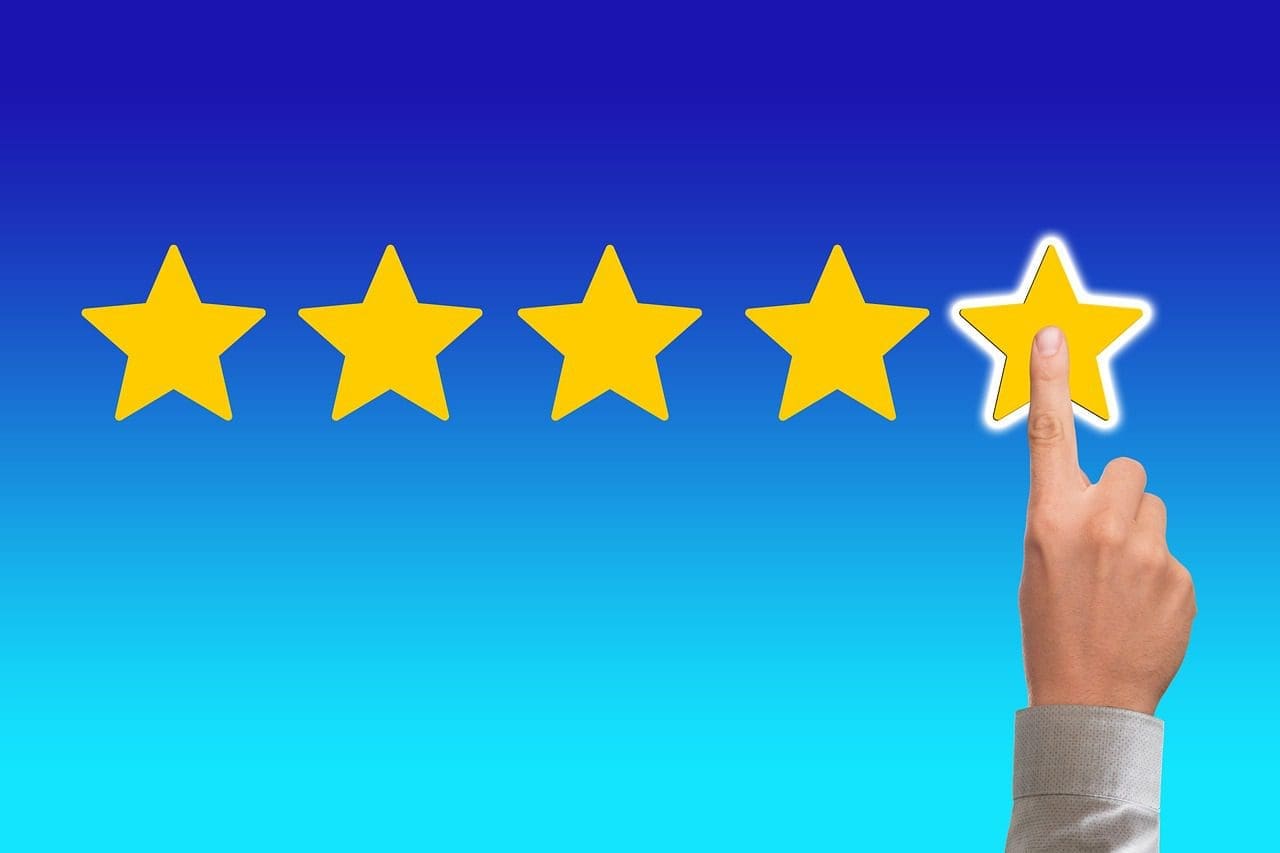 Four ways pet insurance providers can benefit from customer reviews